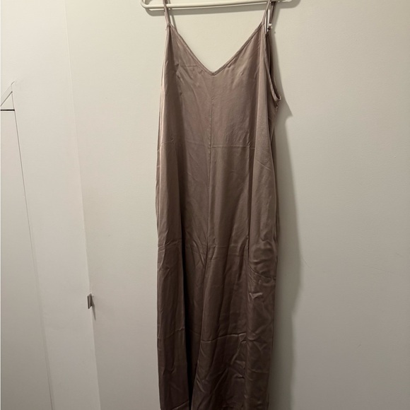 Jaki - Picture 4 of 6